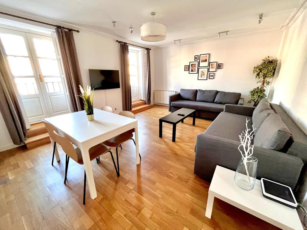 Espacios Blanco Plaza Mayor - Con Vistas. Appartement Valladolid